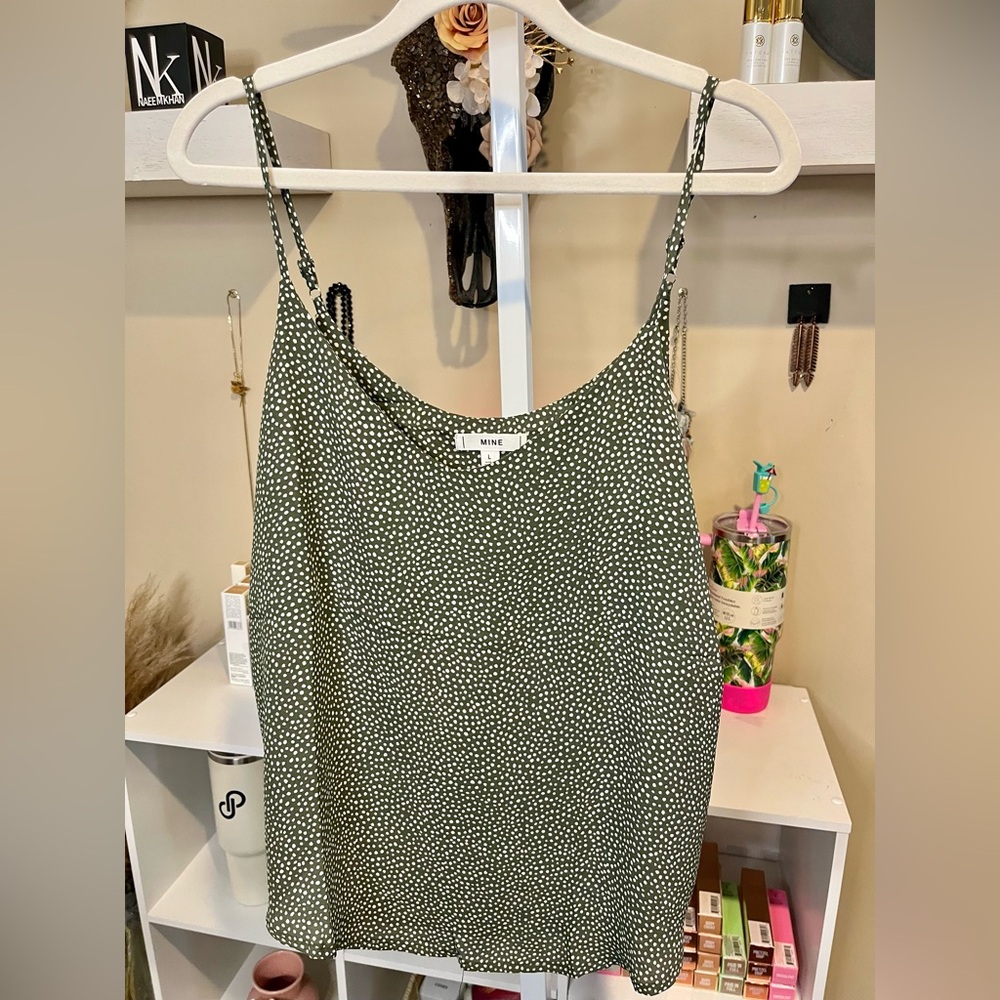 NWOT Mine Anthropology Green and White Spotted Camisole - Picture 2 of 4
